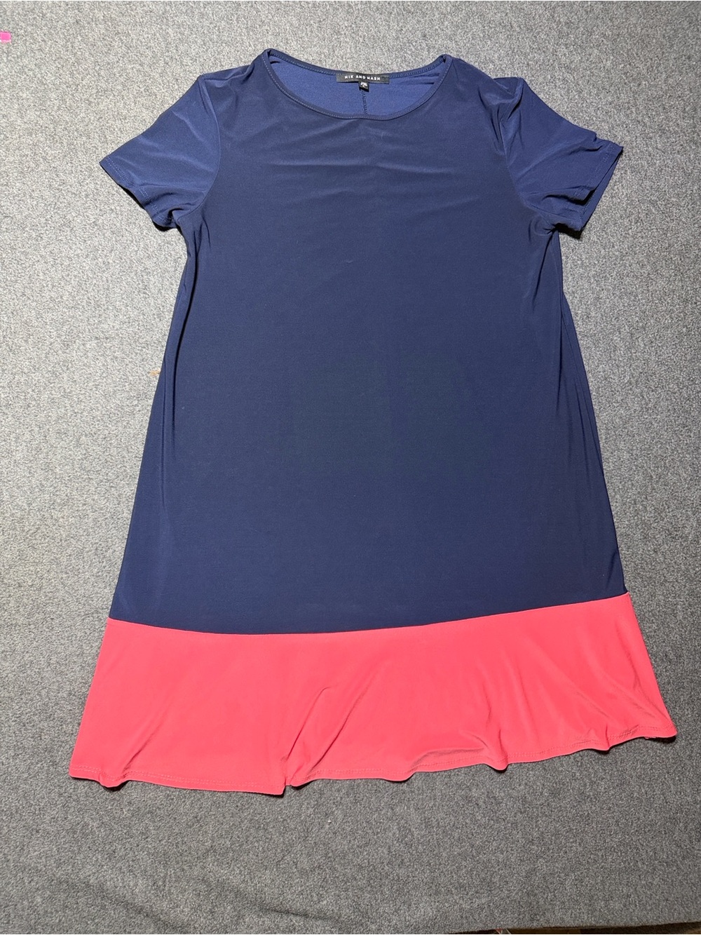 Short-Sleeve Navy Mini Dress with Coral Hem Nik and Nash size L